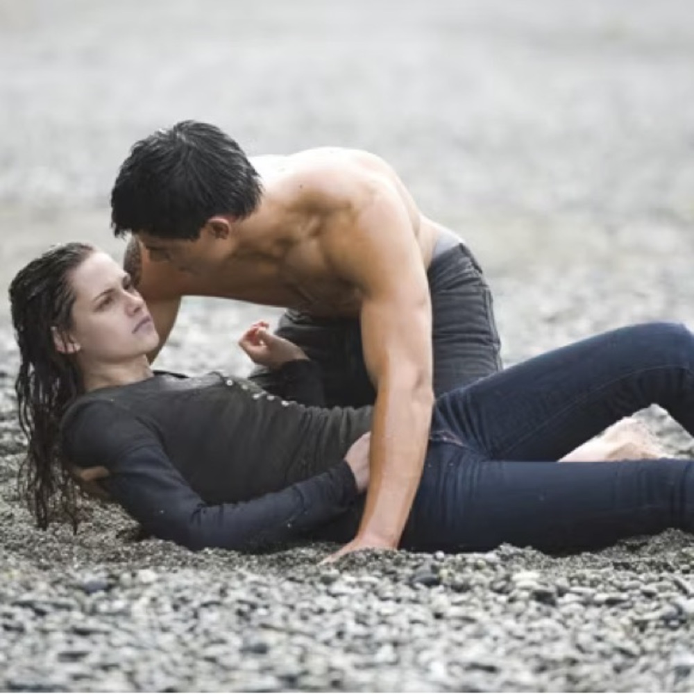 ASO Bella Swan Cliff Diving Outfit